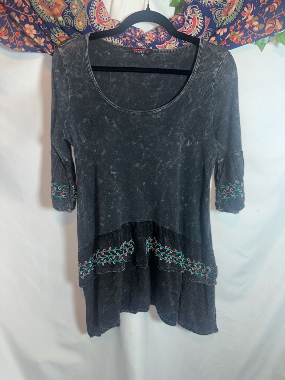 T Party Fashion Washed Black Embroidered Scoop-Neck Tunic